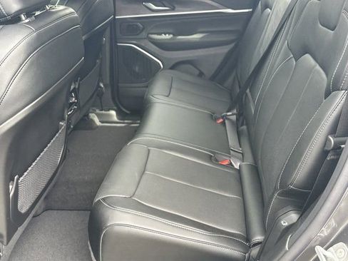 New 2026 Jeep Grand Cherokee Limited AWD/4WD image 22