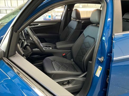 New 2025 Volkswagen Atlas Cross Sport SE image 11