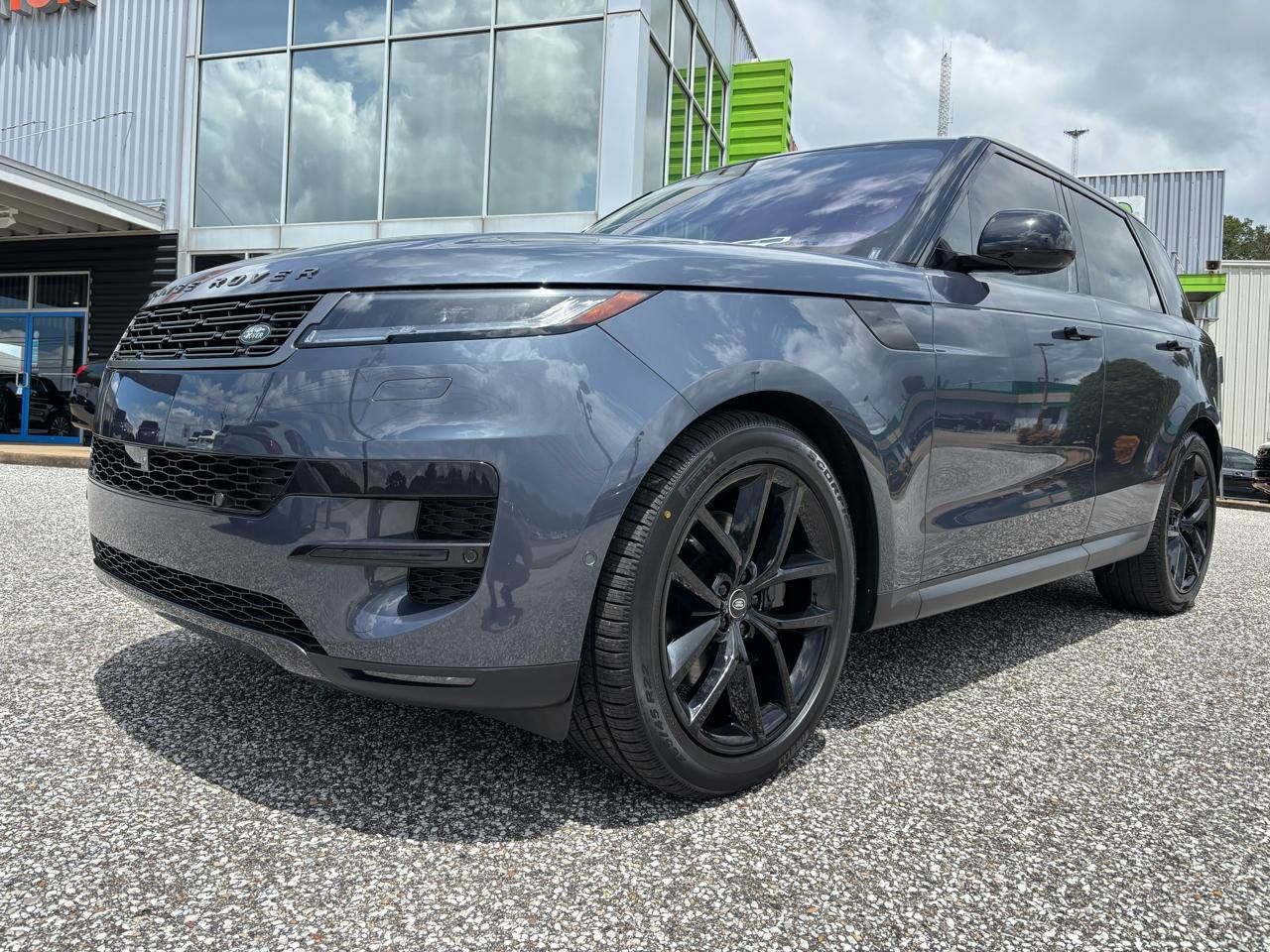 Used 2023 Land Rover Range Rover Sport SE AWD/4WD image 34