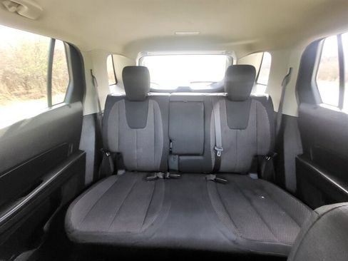 Used 2017 GMC Terrain SLE FWD image 15