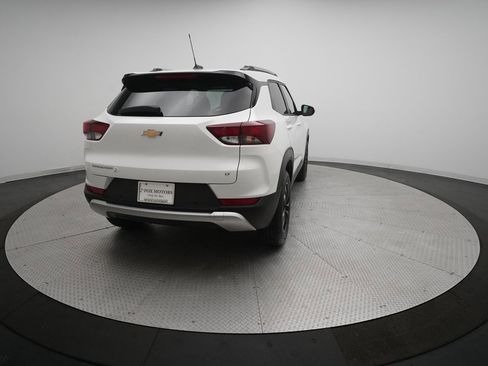 Used 2021 Chevrolet TrailBlazer LT w/ Convenience Package image 34