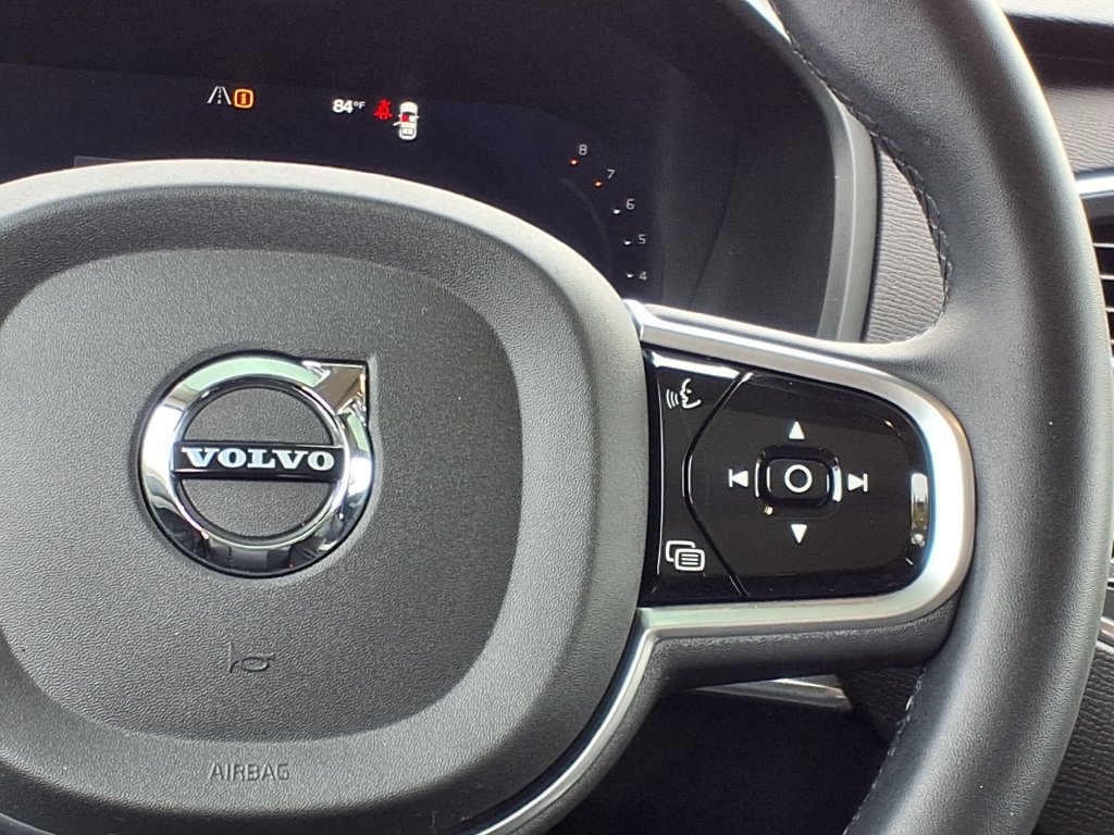 Used 2023 Volvo XC90 B5 Core w/ Protection Package Premier AWD/4WD image 16