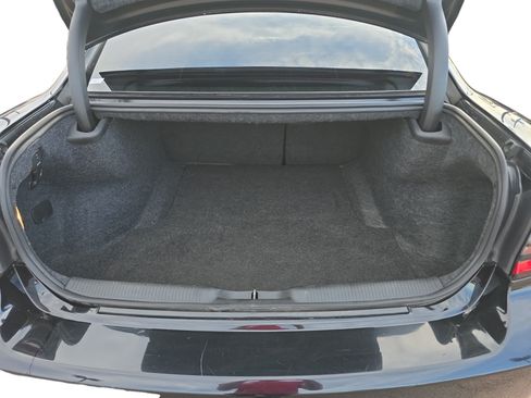 Used 2019 Dodge Charger R/T RWD image 19