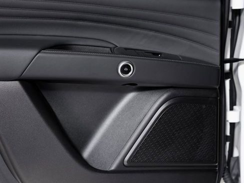 Used 2025 Maserati Grecale GT image 57