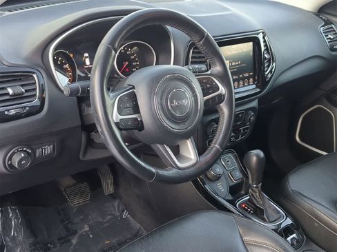 Certified 2019 Jeep Compass Limited image 10