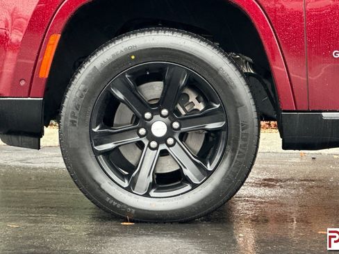 Used 2022 Jeep Grand Wagoneer Series I image 37