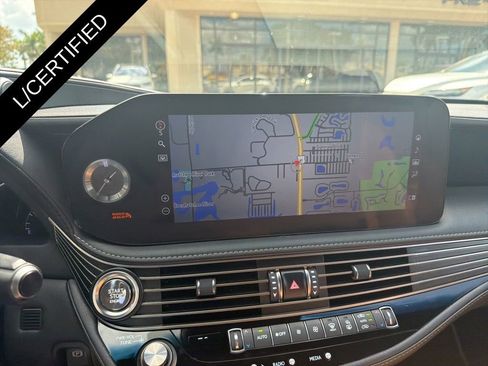 Certified 2021 Lexus LS 500 w/ Interior Upgrade Package image 17