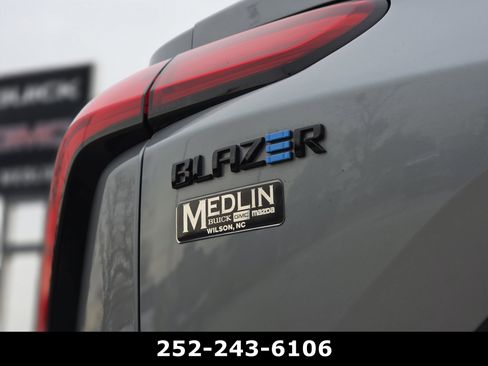 Used 2024 Chevrolet Blazer EV RS image 50