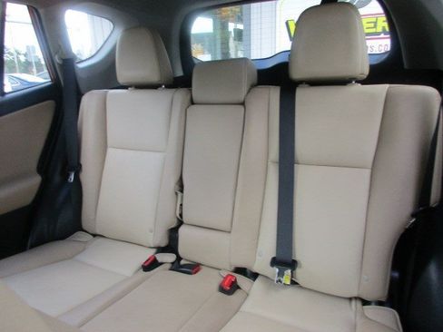 Used 2014 Toyota RAV4 Limited w/ Technology Package AWD/4WD image 29