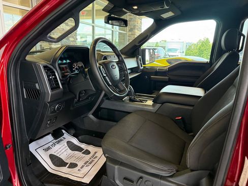 Used 2019 Ford F150 XLT w/ Equipment Group 302A Luxury AWD/4WD image 9