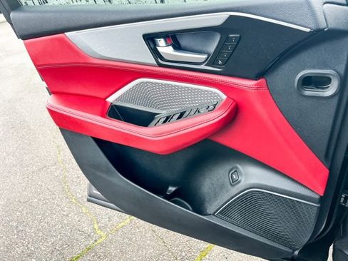 Used 2022 Acura MDX A-Spec image 13