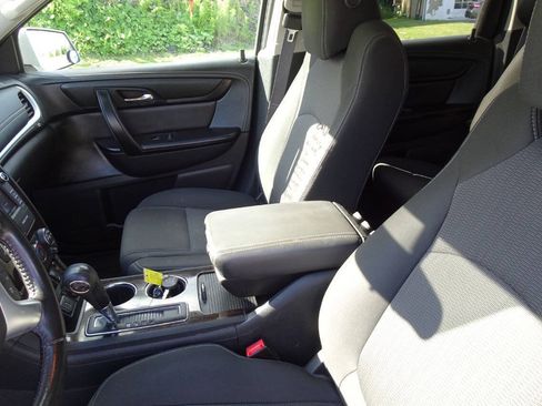 Used 2015 Chevrolet Traverse LT w/ Style and Technology Package AWD/4WD image 15