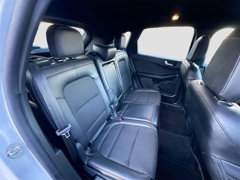 Used 2025 Ford Escape ST-Line Select image 25