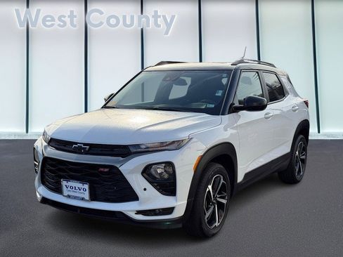 Used 2021 Chevrolet TrailBlazer RS w/ Sun and Liftgate Package image 10