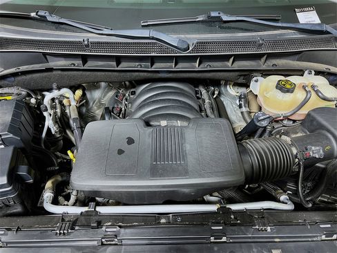 Used 2022 GMC Yukon SLT w/ SLT Premium Package image 27