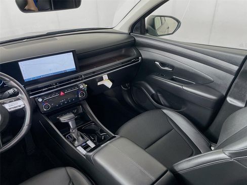 Used 2025 Hyundai Tucson SEL AWD/4WD image 27