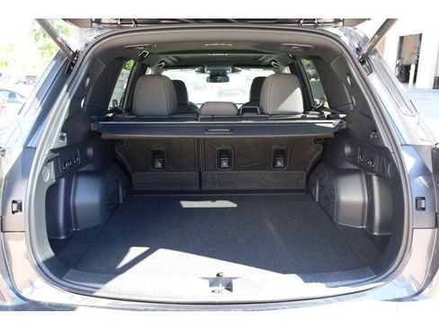 New 2026 Subaru Forester Premium AWD/4WD image 33