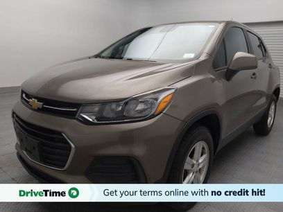 Used 2022 Chevrolet Trax LS w/ Tint and Cruise Package