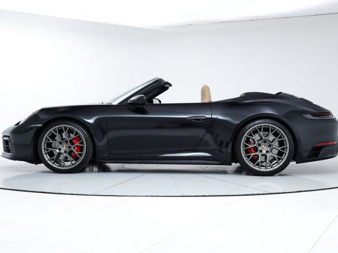Used 2024 Porsche 911 Carrera S image 4