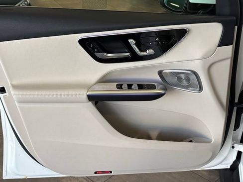 New 2026 Mercedes-Benz GLC 300 4MATIC image 11