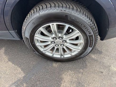 Used 2017 Cadillac XT5 Luxury w/ Driver Awareness Package image 47