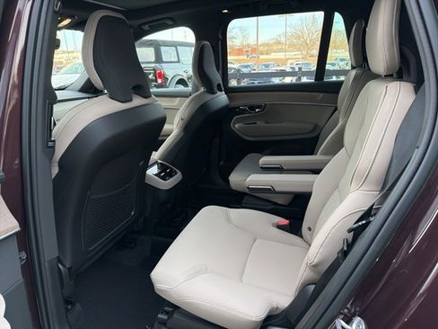 New 2026 Volvo XC90 B6 Plus image 7