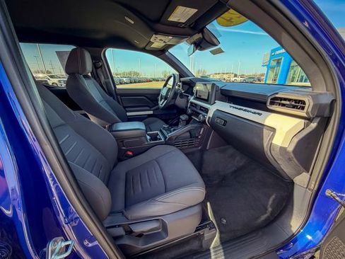 Used 2024 Toyota Tacoma TRD Off-Road AWD/4WD image 21