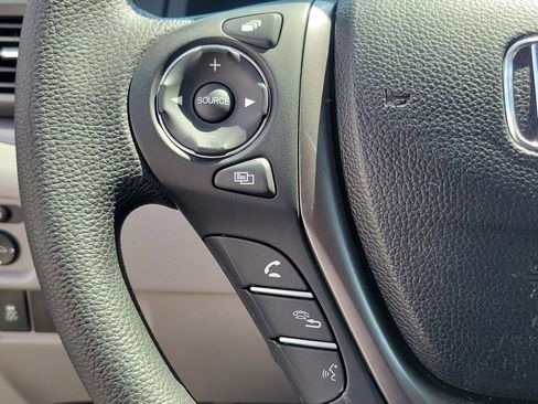 Used 2017 Honda Pilot EX image 24