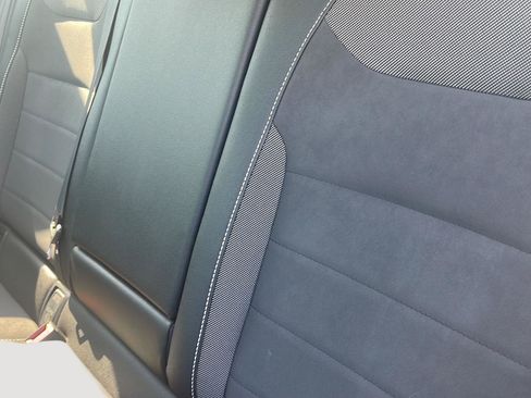 Certified 2022 Volkswagen Taos SE FWD image 16