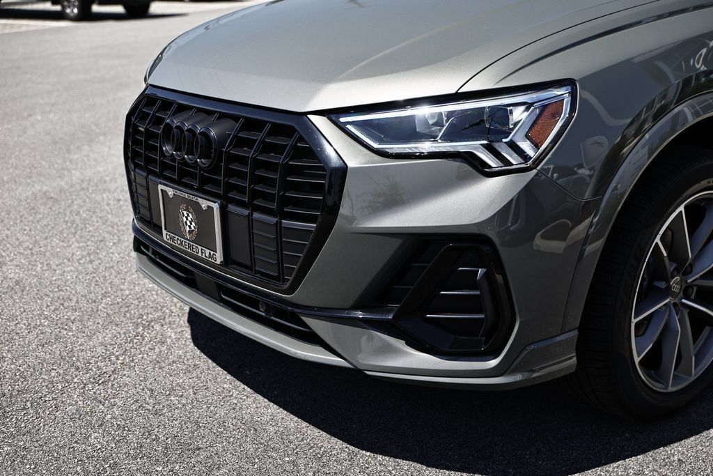 Certified 2023 Audi Q3 2.0T Premium w/ Black Optic Sport Package AWD/4WD image 13