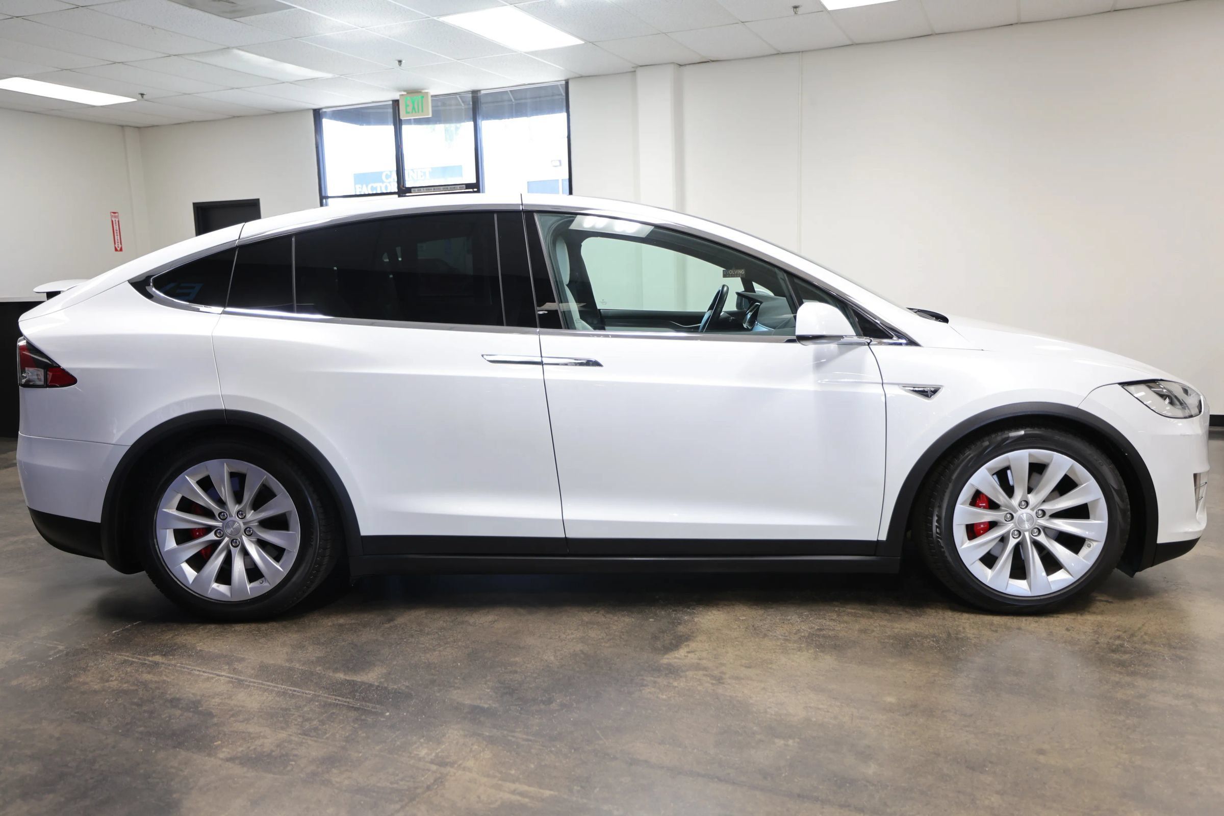 Used 2016 Tesla Model X Performance AWD/4WD image 7