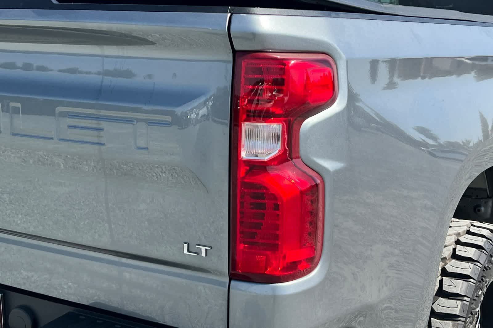 Used 2020 Chevrolet Silverado 1500 LT w/ Texas Edition RWD image 15