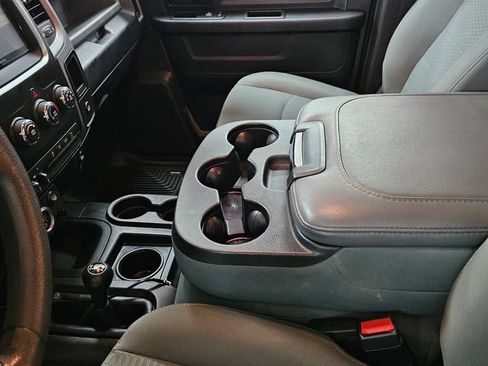 Used 2018 RAM 2500 Tradesman w/ Chrome Appearance Group AWD/4WD image 15