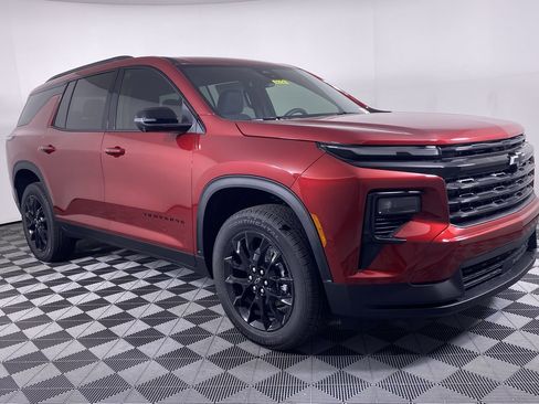 New 2025 Chevrolet Traverse LT w/ Midnight/Sport Edition image 20