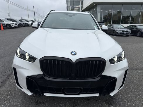 Used 2024 BMW X5 xDrive40i w/ M Sport Package AWD/4WD image 14