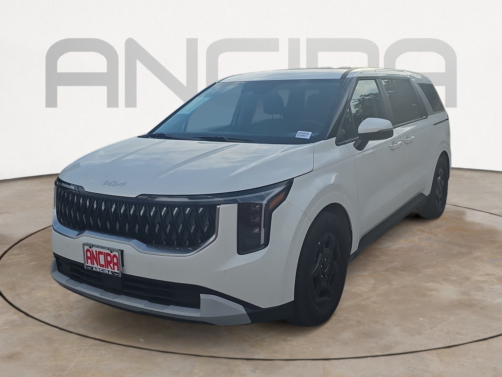 Certified 2026 Kia Carnival FWD image 4