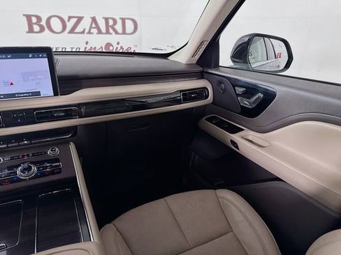 Certified 2022 Lincoln Aviator Reserve w/ Elements Package Plus image 28