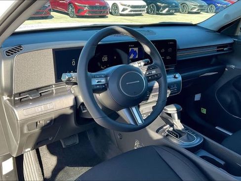 New 2025 Hyundai Kona SEL image 6