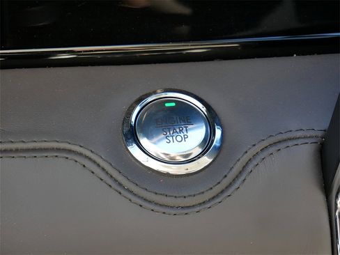 Used 2024 Lincoln Navigator L Black Label image 26