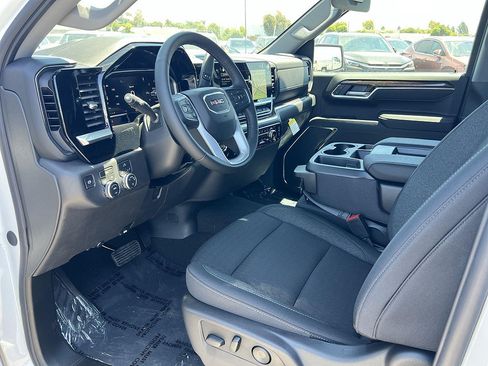 New 2026 GMC Sierra 1500 SLE AWD/4WD image 9