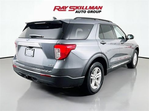 Used 2022 Ford Explorer XLT w/ Class IV Trailer Tow Package image 7