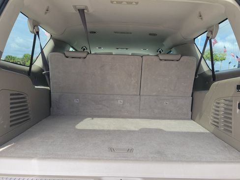 Used 2020 GMC Yukon XL SLT RWD image 17