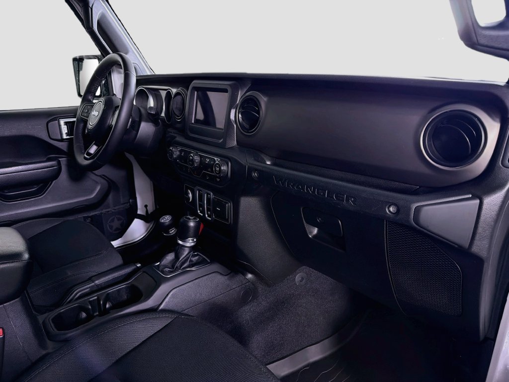 Used 2018 Jeep Wrangler Sport AWD/4WD image 29