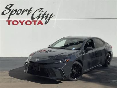 Used 2025 Toyota Camry SE