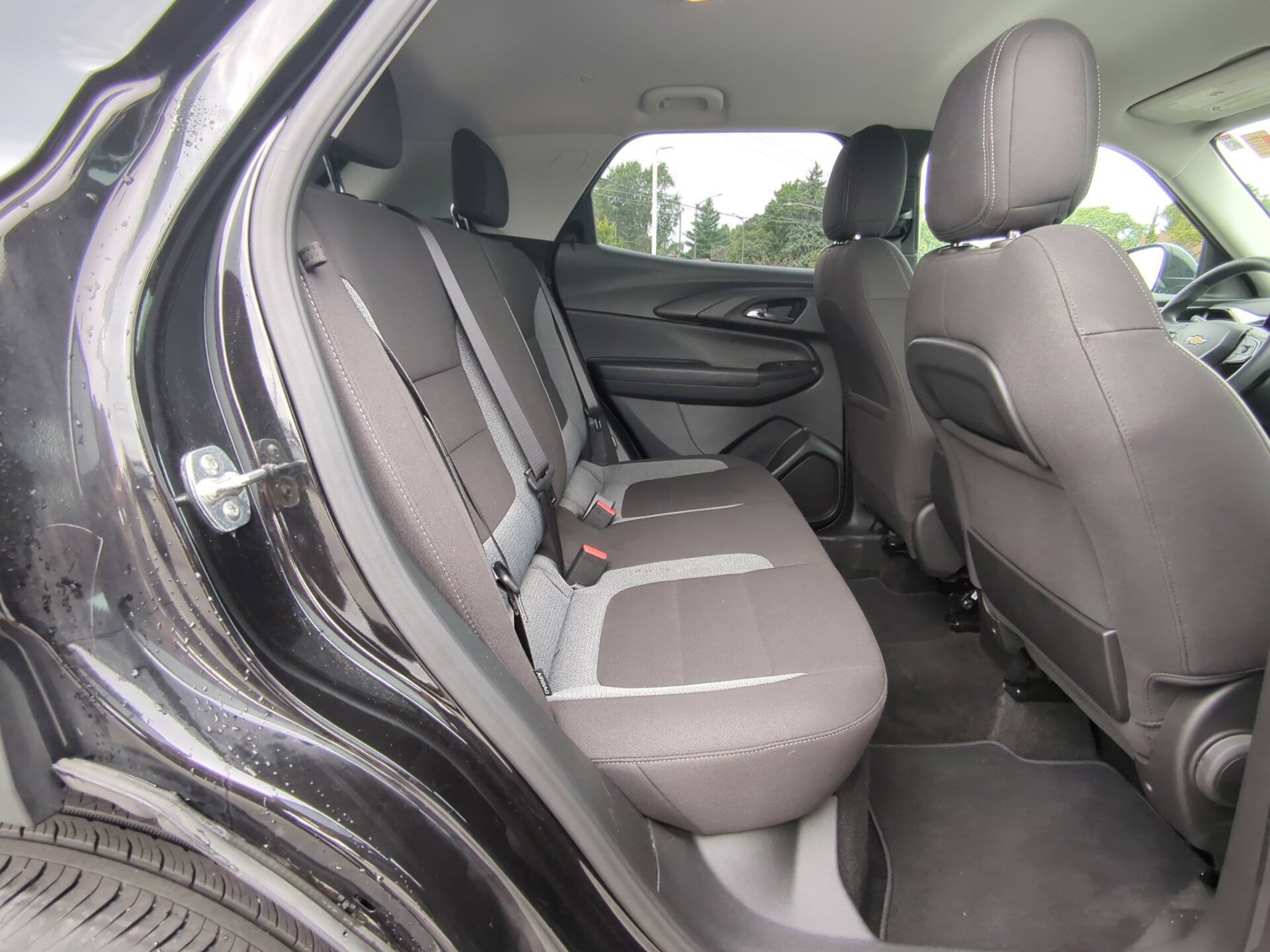 Used 2025 Chevrolet TrailBlazer LT AWD/4WD image 10