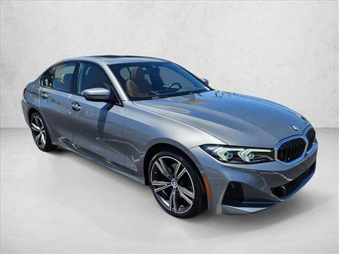 Certified 2023 BMW 330i Sedan w/ Convenience Package RWD image 3