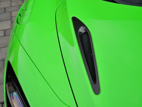 Used 2024 McLaren 750S Spider RWD image 16