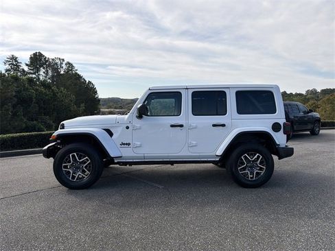 New 2026 Jeep Wrangler Sahara image 8