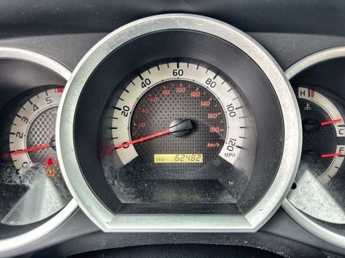 Used 2013 Toyota Tacoma 2WD Access Cab image 23