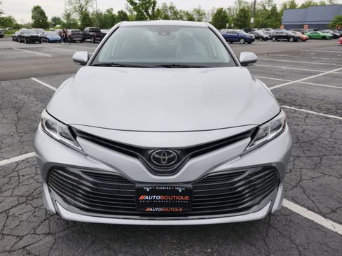 Used 2019 Toyota Camry LE w/ Convenience Package FWD image 10